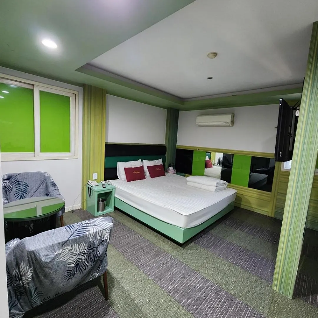 Sky Motel Busan